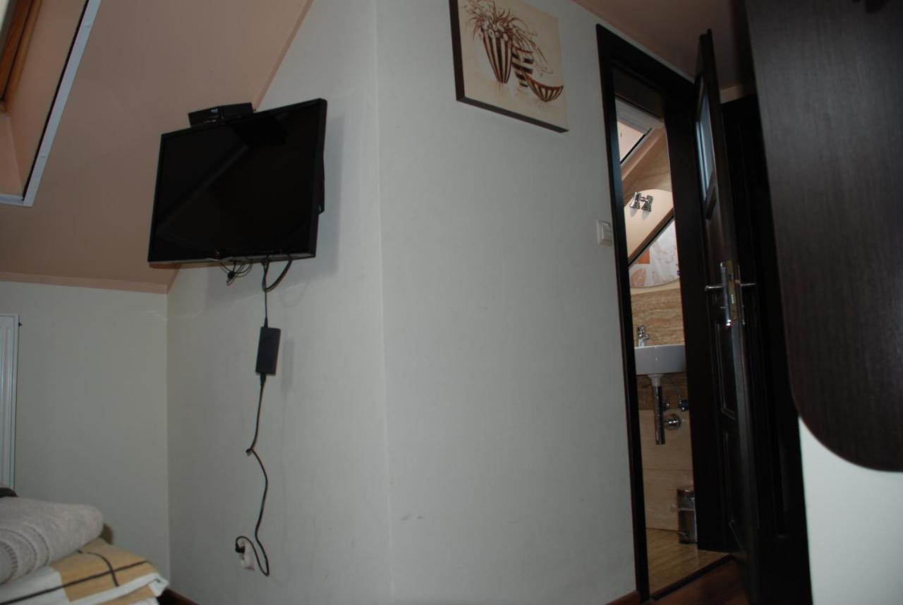Villarenoma Nadarzyn Exteriör bild